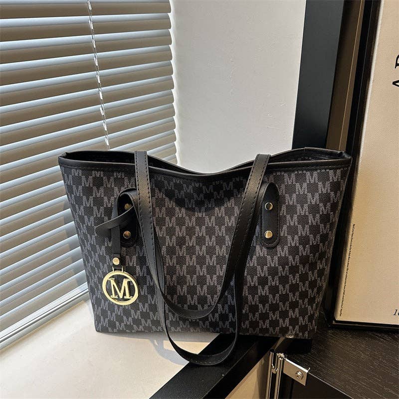 Chic Tote Bag for Women - Stylish PU Shoulder Bag: Pink